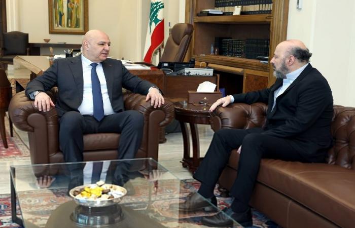 عون يستقبل موفد جعجع ويبحث الأوضاع الراهنة