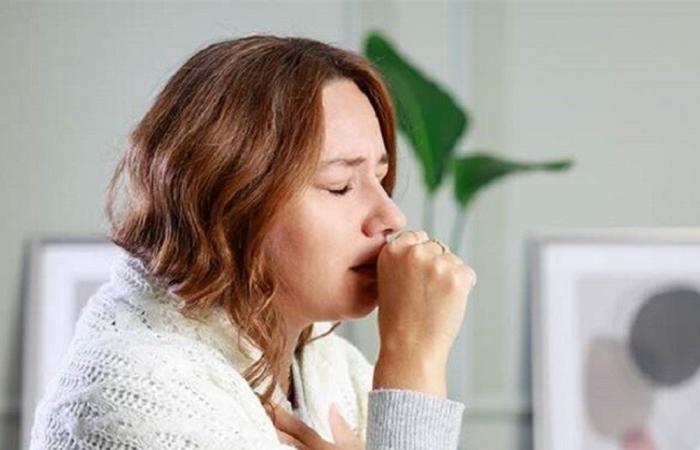 إليكم السبب الخفي وراء السعال المزمن بعد الأكل