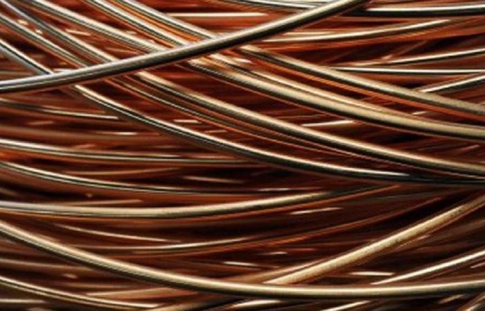 النحاس يتجاوز 13 ألف دولار للطن لأول مرة