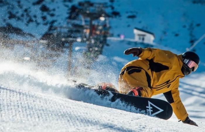 بعثة لبنانية للتزلج تصل إلى النمسا للمشاركة في معسكر تدريبي