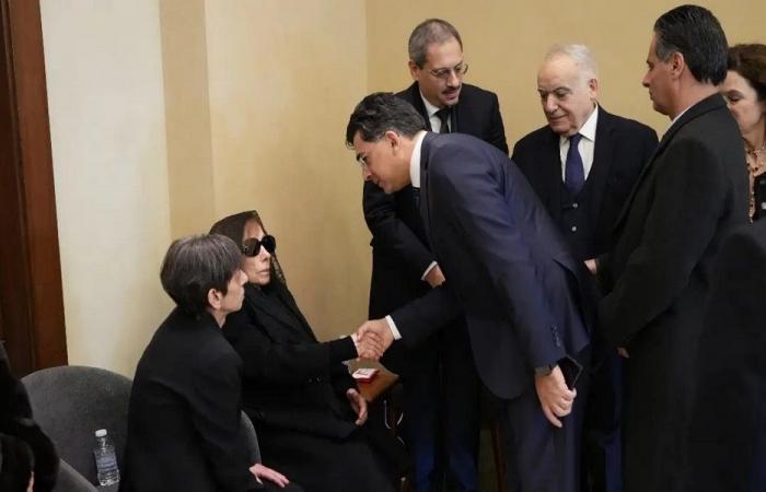 مرقص معزّيًا فيروز: الكلمات تعجز أمامها