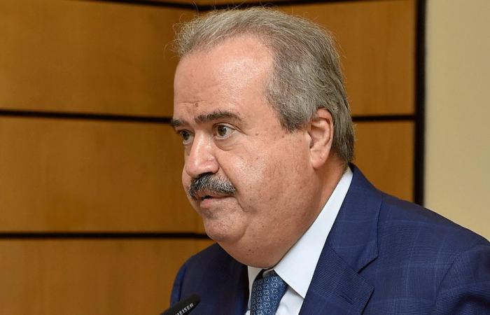 قرار جديد لوزير المالية