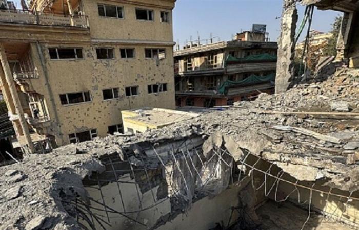 انفجار يهز فندقًا في كابل ويسفر عن قتلى وجرحى