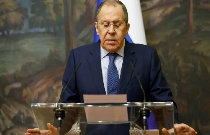 لافروف: روسيا مستمرة بالاعمال التجارة مع إيران رغم تهديدات واشنطن