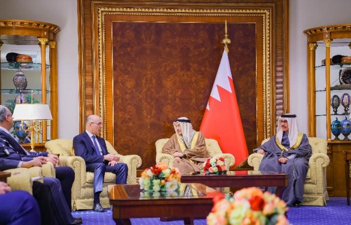 الحجار من البحرين: تأكيد على تعزيز التعاون وتطوير العلاقات