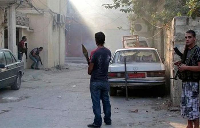 إطلاق نار وقنابل صوتية داخل مخيم عين الحلوة