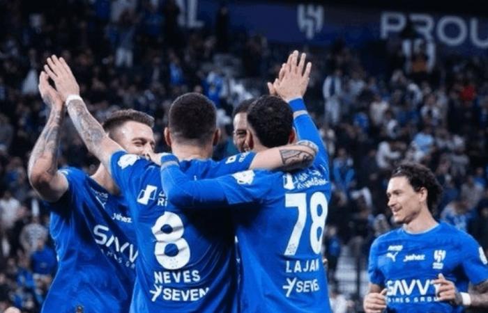 لاعب الهلال يعلن الرحيل رسميًا