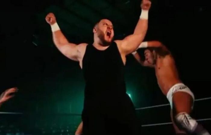 سعودي ينضم إلى منافسات WWE.. من هو فهد طويق؟