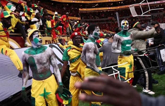 كاف يعلن عقوبات نهائي إفريقيا بين المغرب والسنغال