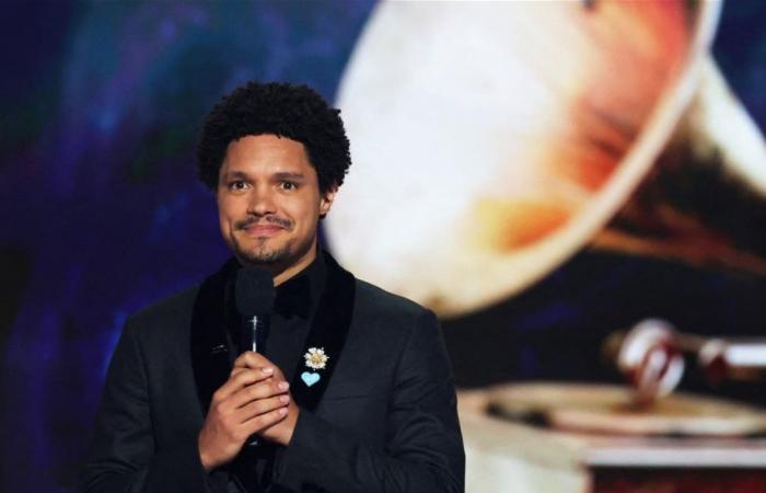 بسبب قضية إبستين.. ترامب يهاجم جوائز "غرامي"!