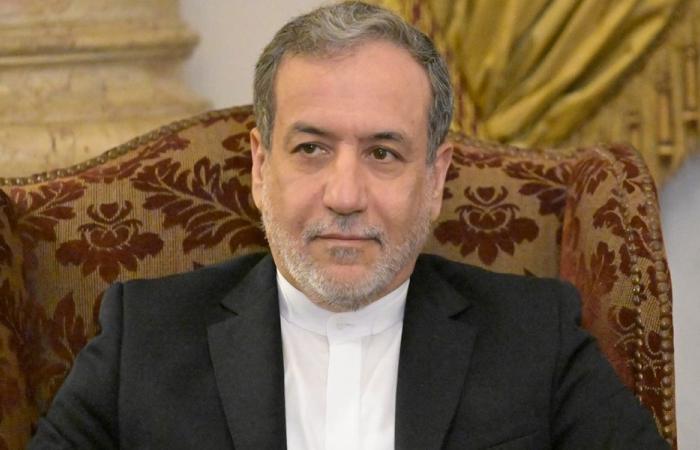 عراقجي: طهران عند منعطف حاسم مع واشنطن