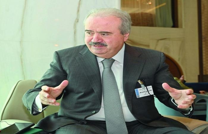 جابر: معالجة أزمة الودائع أولوية قصوى للحكومة