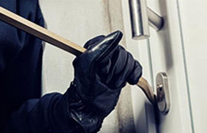 إقتحام منزل ممثلة شهيرة... وسرقة مبالغ نقديّة ومجوهرات بـ225 ألف دولار!