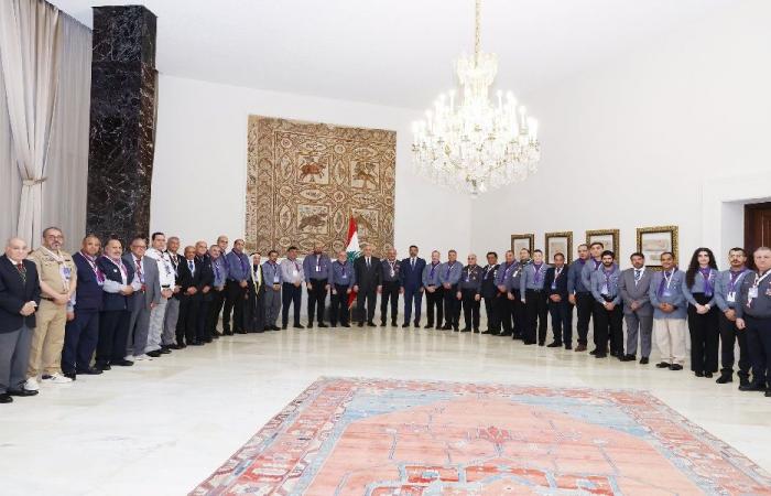 عون: هذا ما يحتاج إليه الجيل الجديد