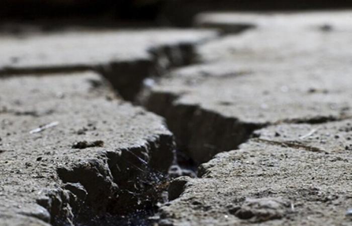 أعدادٌ كبيرة من الناس في الشوارع... زلزال أثار الرعب في المكسيك هذه قوّته (فيديو)