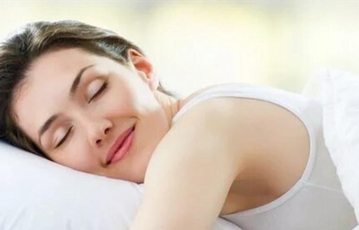 فوائد النوم المنتظم لصحة الدماغ