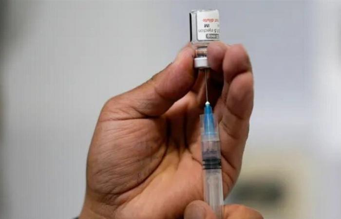 بين براهين العلم وهواجس الخوف.. من يُذكي نيران الخوف من اللقاحات؟