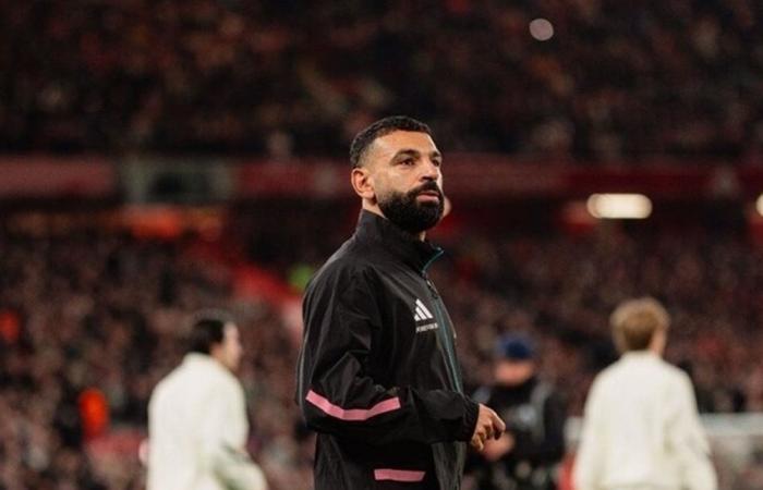 كم يبلغ راتب صلاح المتوقع في الدوري السعودي؟