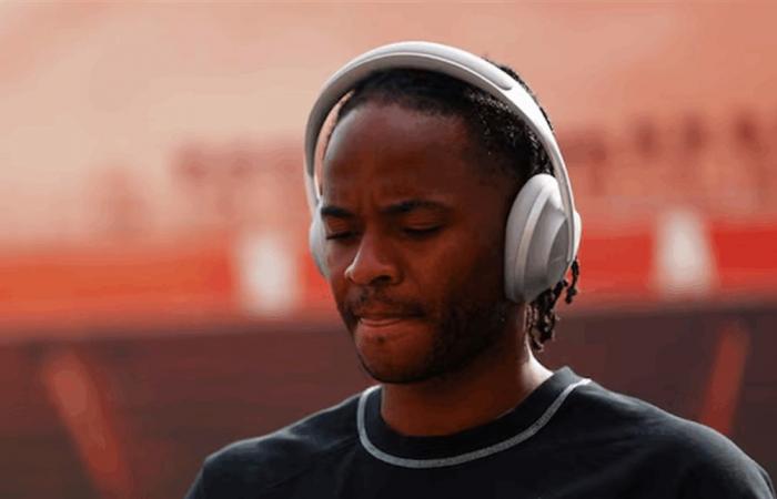 فينوورد يضم رحيم سترلينغ حتى نهاية الموسم