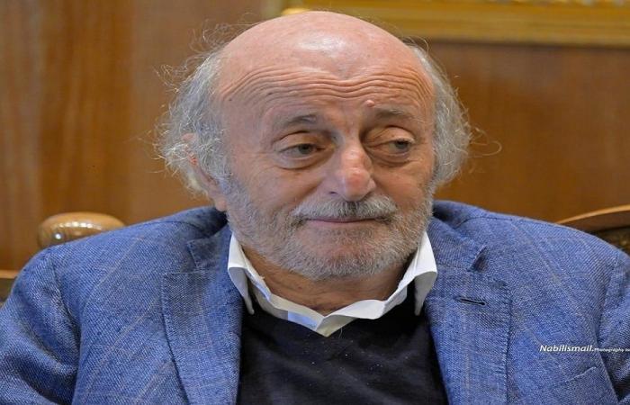 جنبلاط بعد لقاء الحريري: اتفاق الطائف قابل للتطبيق