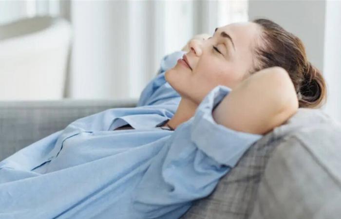 تعرفوا إلى فائدة "القيلولة" بعد الظهر.. دراسة تكشفها