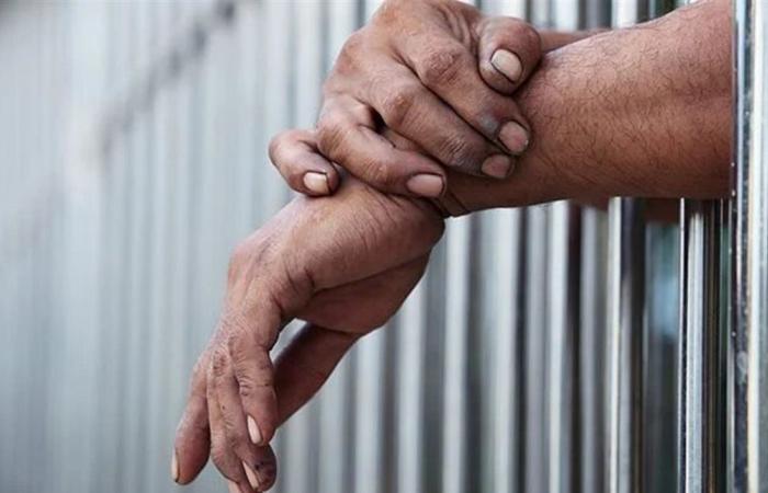 السجن 20 عامًا لثلاثة أشخاص بتهمة اختطاف طالب في مصر