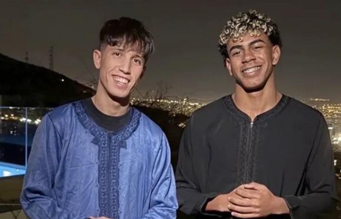 لامين جمال يهنئ الأمة الإسلامية بحلول شهر رمضان المبارك