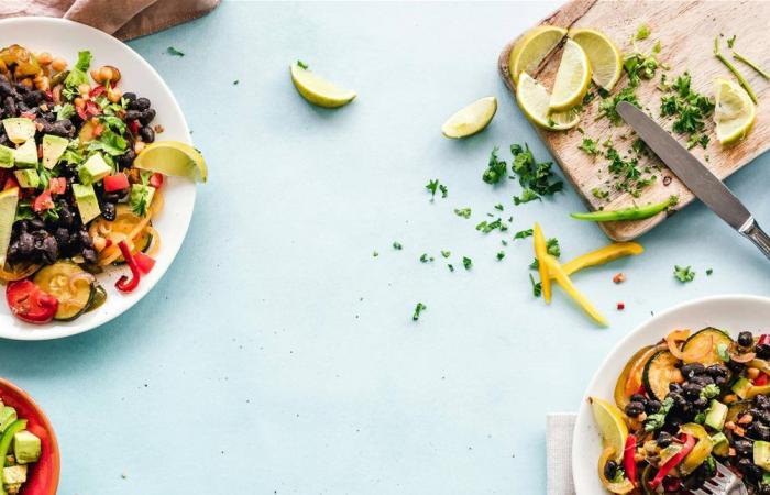 بعد سن 45... تغيير النظام الغذائي قد يطيل العمر