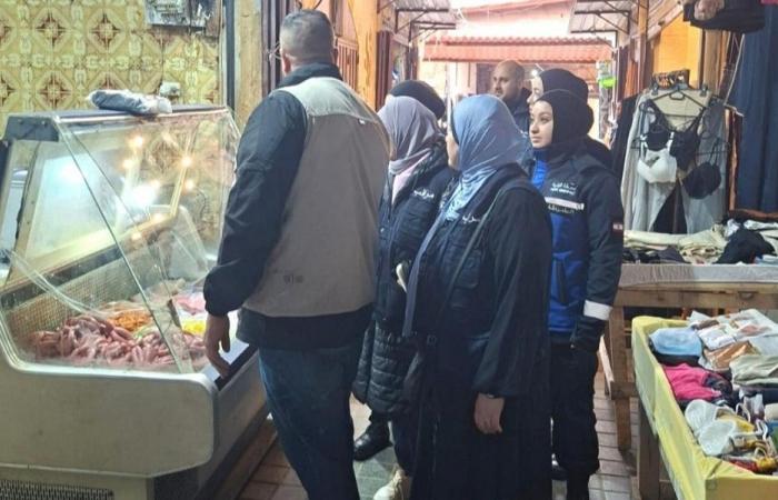 في طرابلس.. دوريات للتأكد من شروط النظافة والأسعار