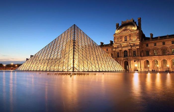 بعد أشهر على السطو.. مدير “اللوفر” تستقيل