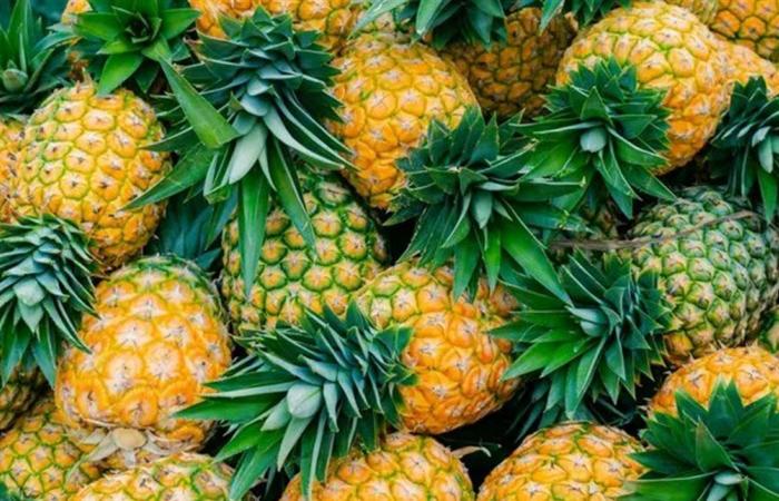 4 فوائد مذهلة للأناناس لصحة الهضم والقلب والالتهاب!