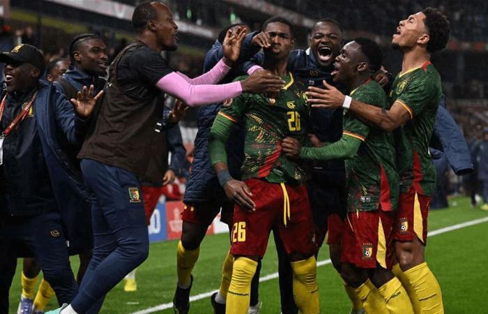 "شيك ومكافأة إنترنت".. تكريم خاص لمدرب الكاميرون ديفيد باجو بعد أمم أفريقيا 2025