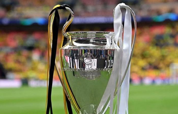 الحاسوب العملاق يتوقع نتائج دور الـ16 بدوري أبطال أوروبا.. وهذا الفريق سيفوز باللقب