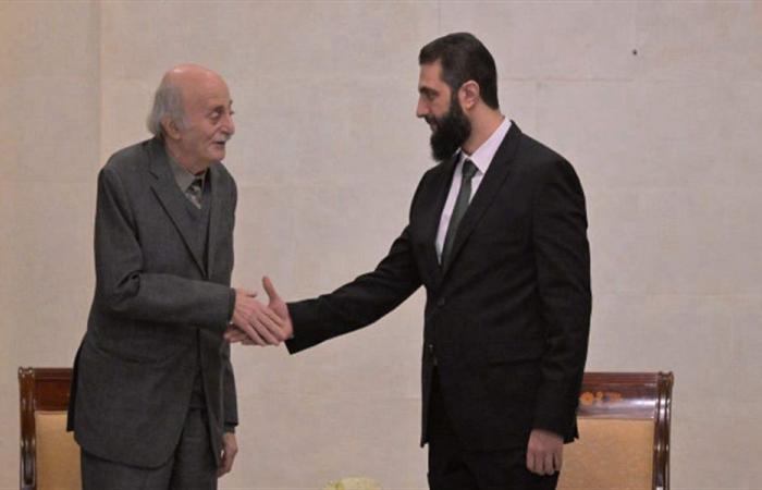 جنبلاط والشرع يناقشان التطورات في لبنان والمنطقة