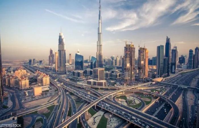 المقيمون في دبي يتلقون إنذارات على هواتفهم