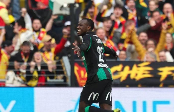 سعود عبد الحميد يفتتح أهدافه في الدوري الفرنسي ويقود لانس للفوز