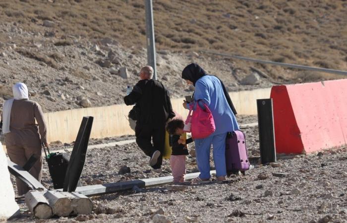 فتح معبر العريضة أمام العابرين سيراً على الأقدام