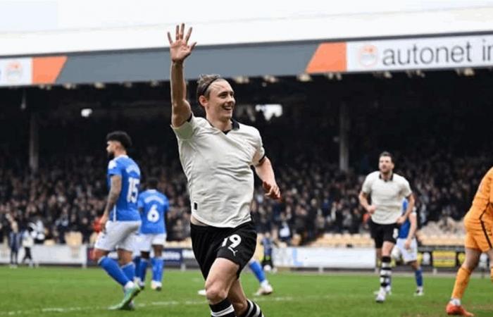 بورت فايل يفجر مفاجأة.. ويطيح بسندرلاند بهدف تاريخي