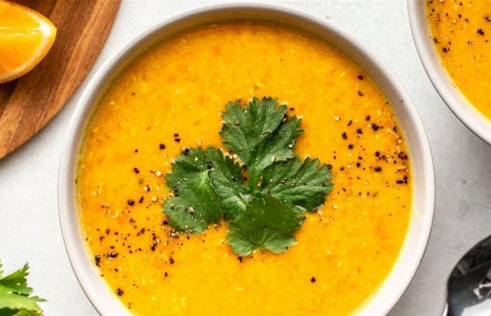 ما يجب معرفتهُ عن شوربة العدس.. لهذا السبب مُهمة في رمضان