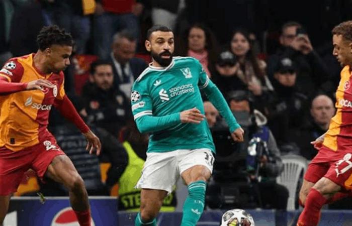 صلاح أمام موعد تاريخي.. إنجازان يقتربان