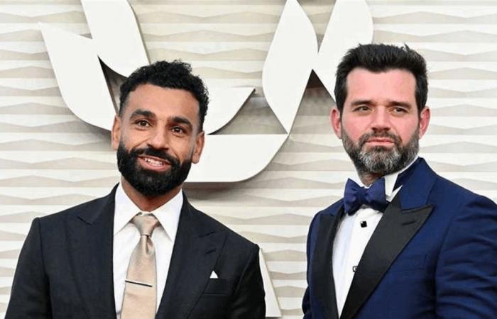 وكيل صلاح يحسم الجدل.. لا قرار بعد بشأن وجهته المقبلة