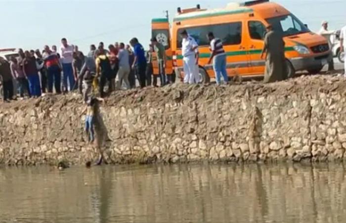 حادث مأساوي في مصر.. سيارة زفاف تنقلب ومصرع 3 أشخاص