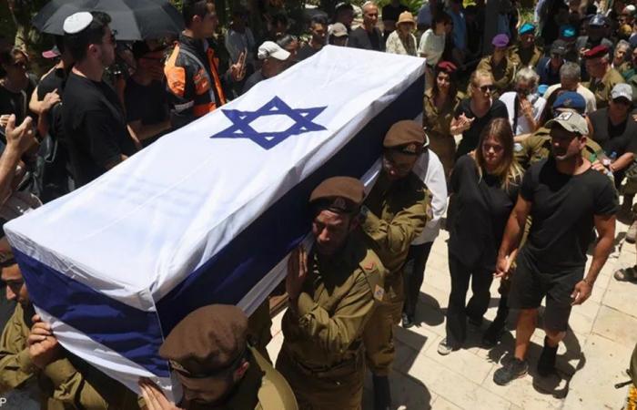 الجيش الإسرائيلي: مقتل جندي وإصابة آخرين في جنوب لبنان