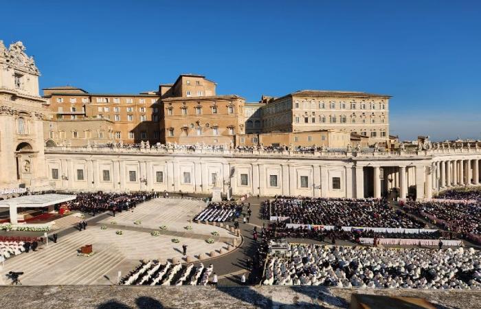 الفاتيكان يبلّغ إسرائيل أسفه لمنع بطريرك اللاتين من دخول كنيسة القيامة