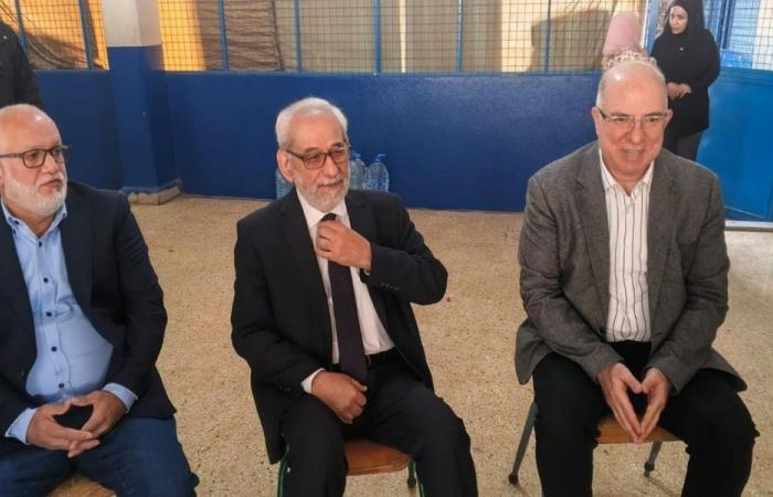 وزير العمل اطّلع على أوضاع النازحين