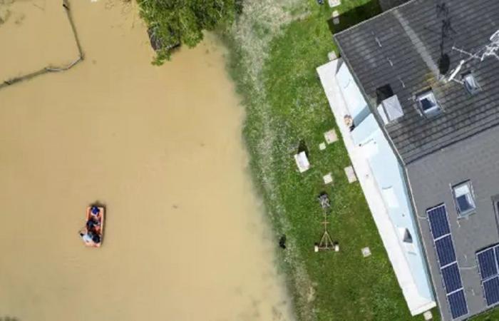 بالفيديو: فيضانات تضرب إيطاليا