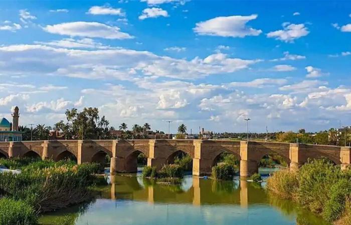 اصطدام دراجتين ينهي حياة شاب ويُصيب آخر بإصابات حرجة في العراق