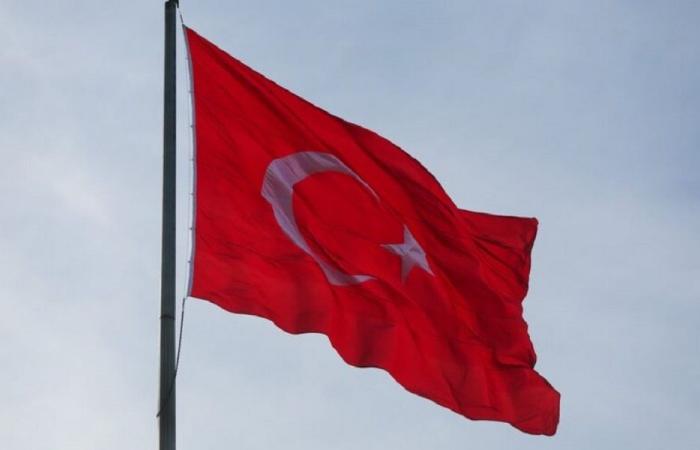 عبور سفينة تركية ثانية من مضيق هرمز