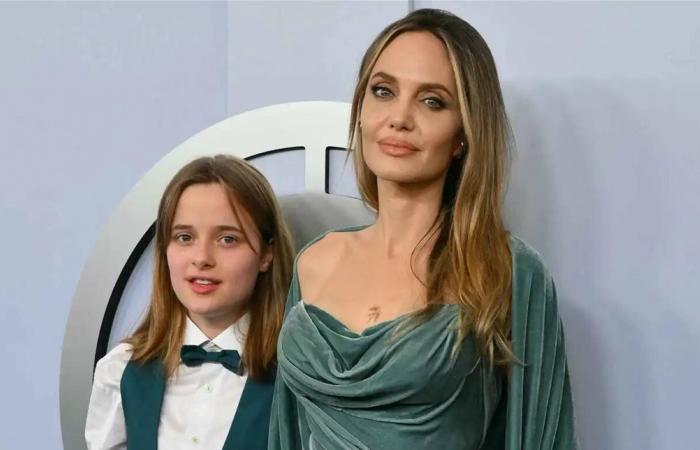 للمرة الأولى.. ابنة براد بيت وأنجلينا جولي تظهر كراقصة في فيديو كليب كوري (صورة)