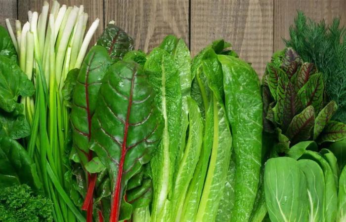 ماذا يحدث لضغط الدم عند زيادة تناول الخضراوات الورقية؟